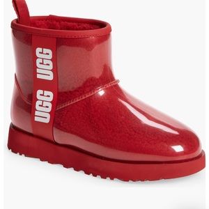 NIB UGG Clear Mini Red size 8